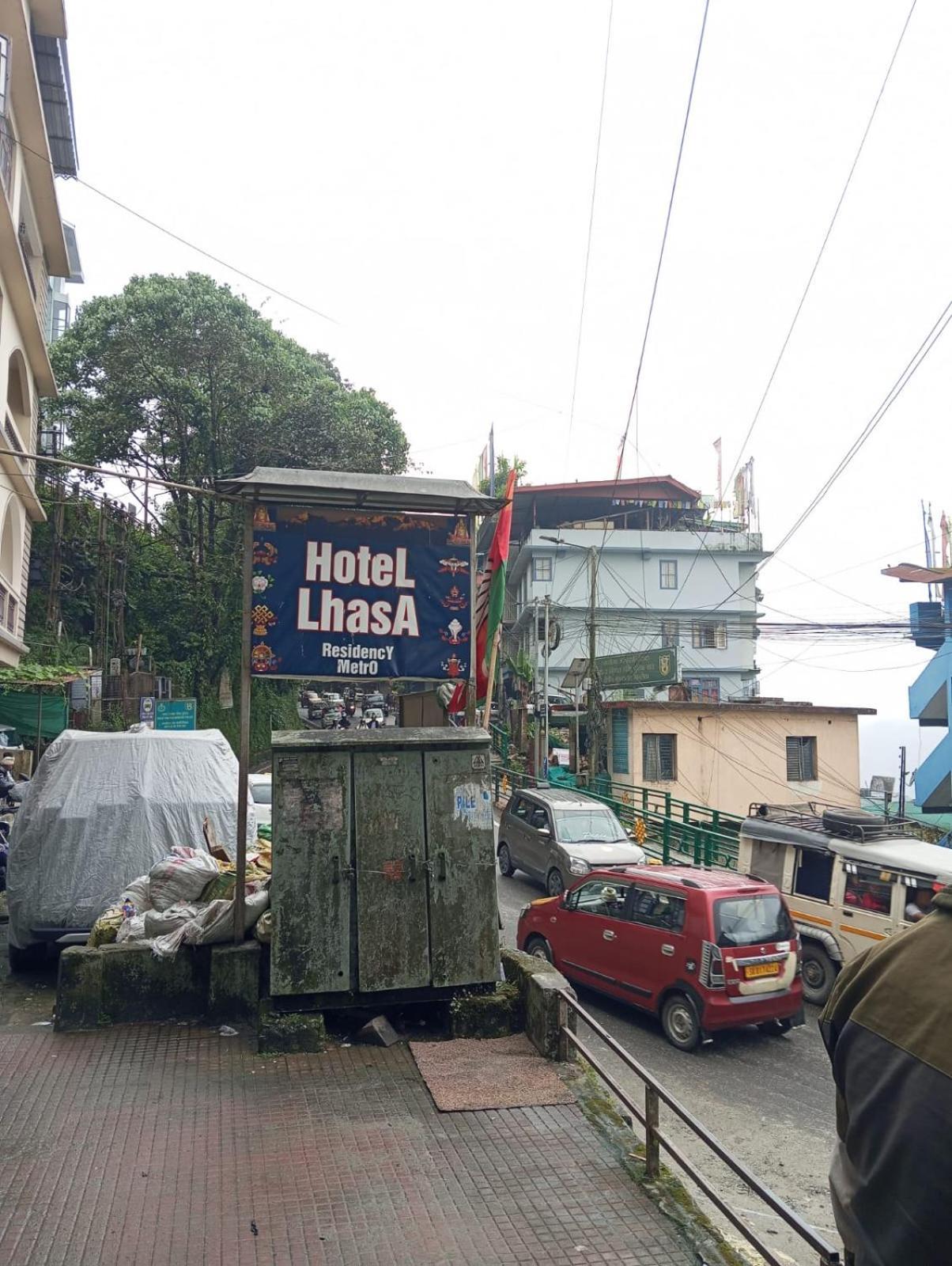 Hotel Lhasa Gangtok Exteriör bild